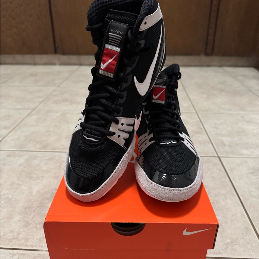 Nike Freek Wrestling Shoe